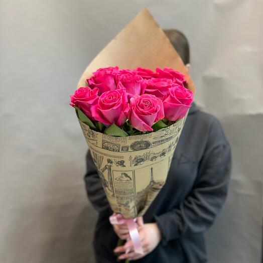 Bouquet of pink roses