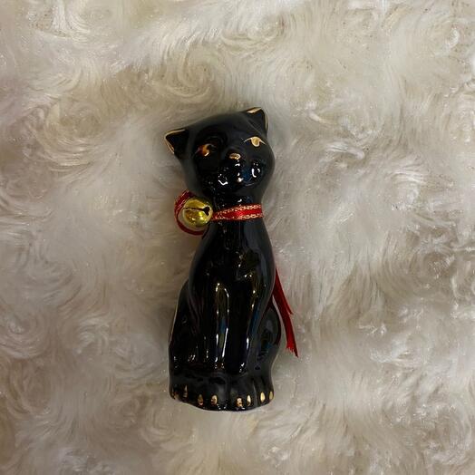 Фигурка кошка
