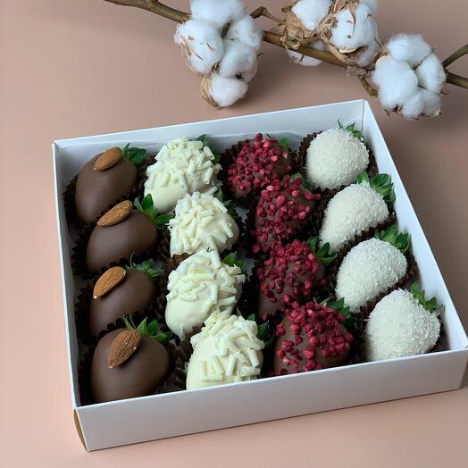 Клубника в шоколаде 16 штук