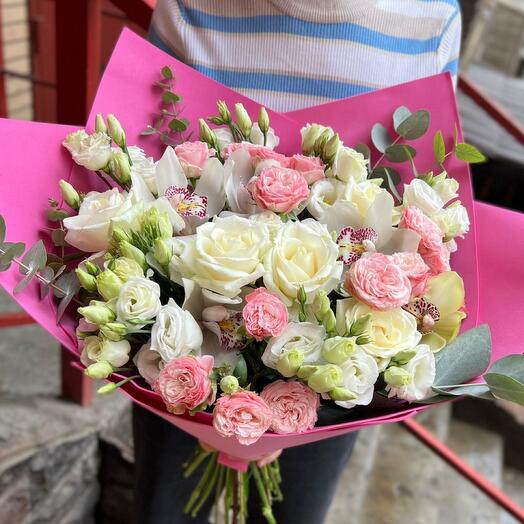 Bouquet The Omnipotence of love