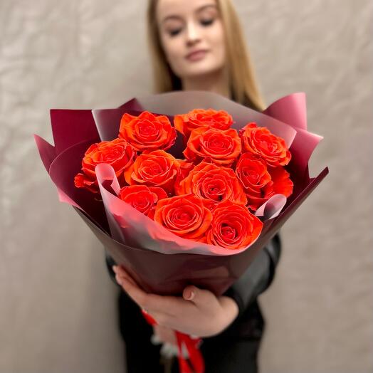 Bouquet of 11 Ecuadorian scarlet roses Nina 70cm