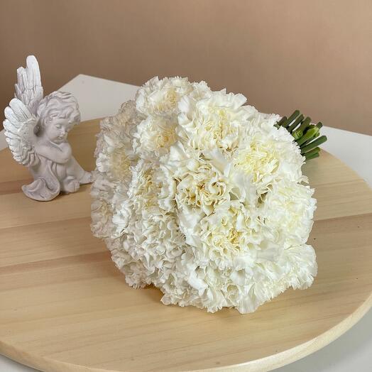 Букет невесты из белых диантусовk