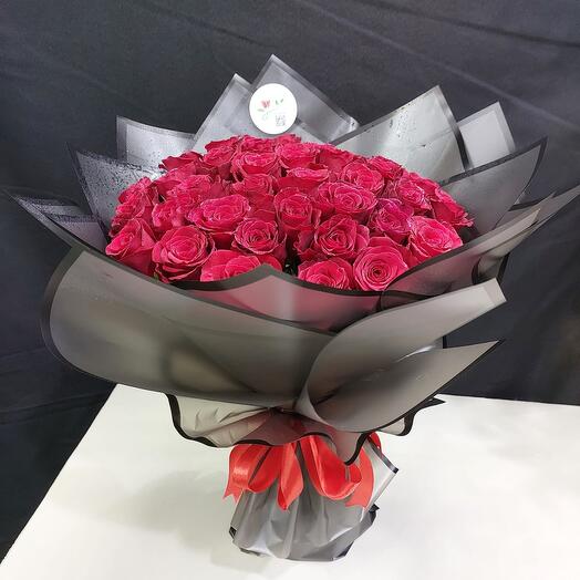 Red rose bouquet 1