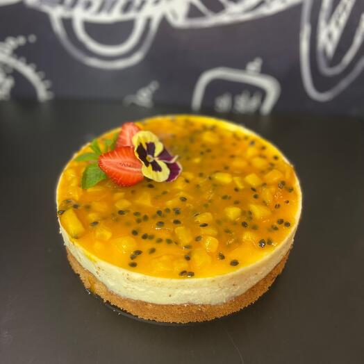 Tarta de queso con mango y maracuyá