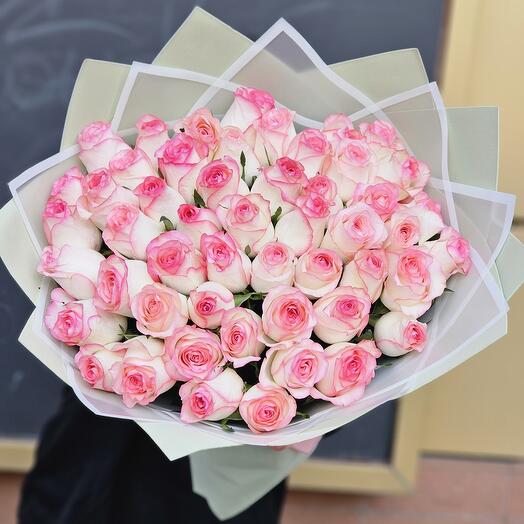 51 роза в оформлении 💗