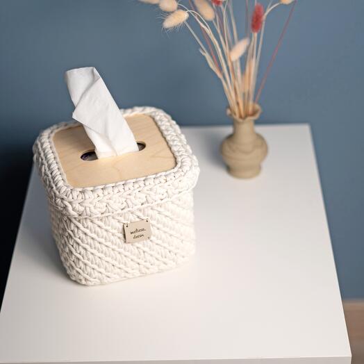 Салфетница квадратная