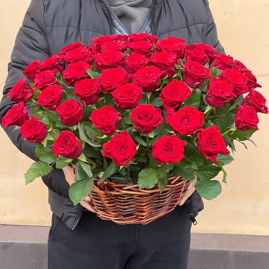 Корзина с цветами