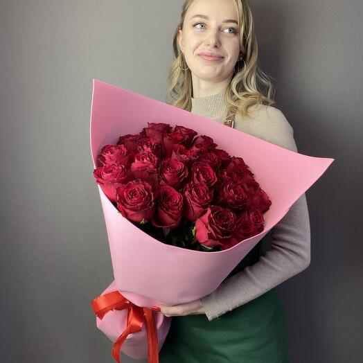 Bouquet of red roses size L