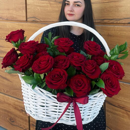 Корзина с цветами