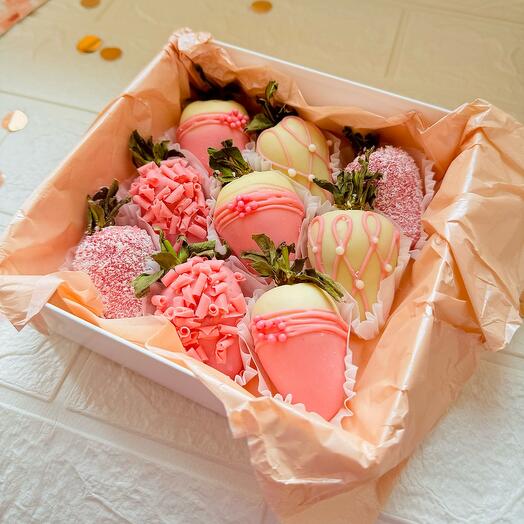 Клубничка в шоколаде «Pink» 9 шт 💓