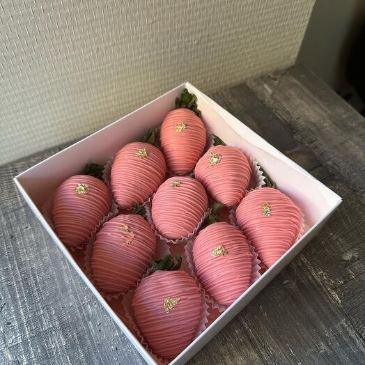 Клубника в шоколаде Pink