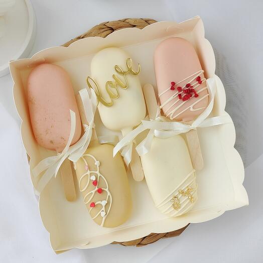 Набор муссовых пирожных Love , 5 разных вкусов