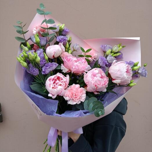 Bouquet with peonies, lisianthus, eucalyptus