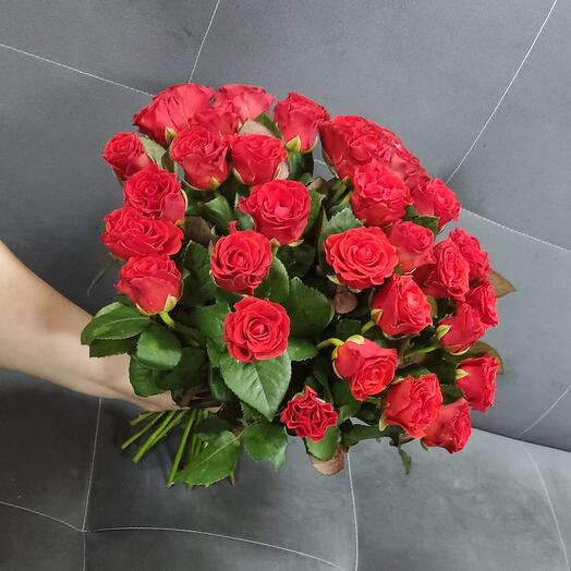 Букет из 35 ажурных роз Эльторро