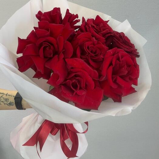 Букет из 7 французских роз🌹