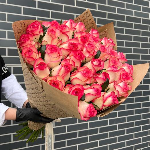Букет из 35 шикарных роз