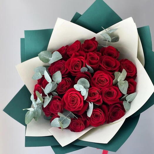 25 Red Roses