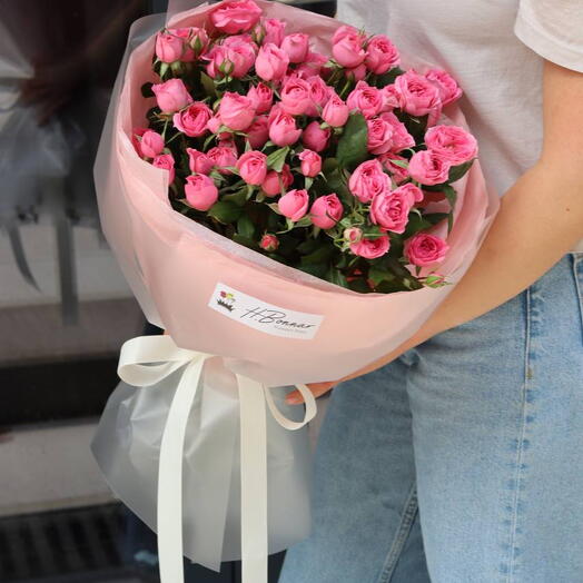 Букет кустовых роз 9 шт