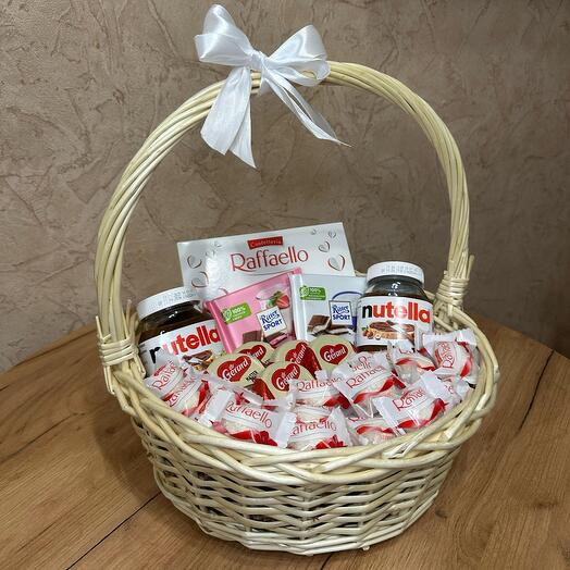 Корзинка со сладостями (премиум)
