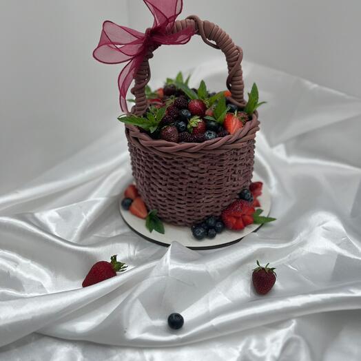 Торт Корзина с ягодами