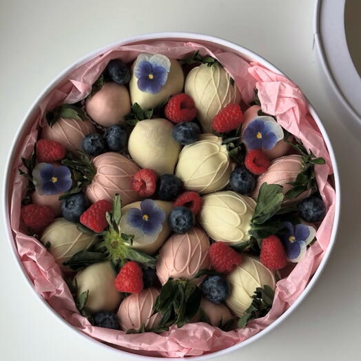 Клубника в шоколаде «Berry Passion Gift»