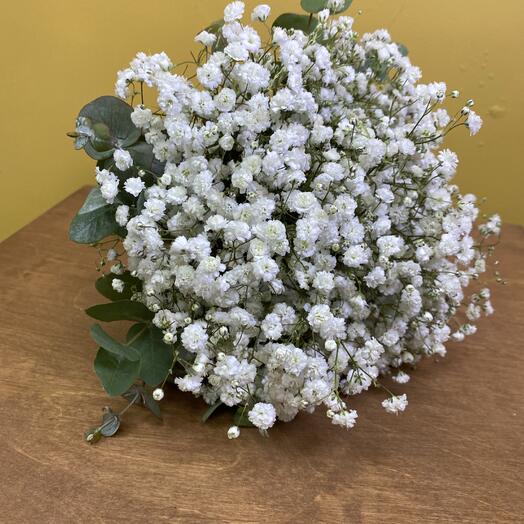 Букет невесты с гипсофилой