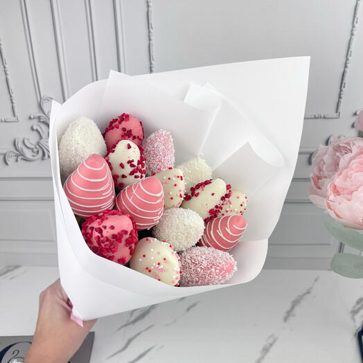 Strawberry and chocolate bouquet "Forever 15 days"