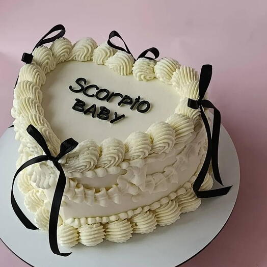 Торт ламбет в виле сердца С надписью scorpio baby