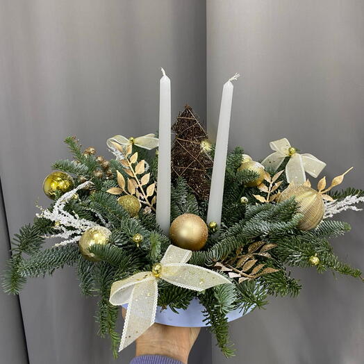 Новогодняя композиция в крышке с 2 свечами