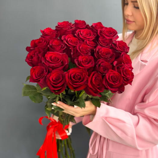 Букет из 25 бордовых роз 70см/ CКИДКА -10%