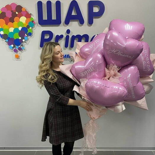 Букет из фольгированных сердец