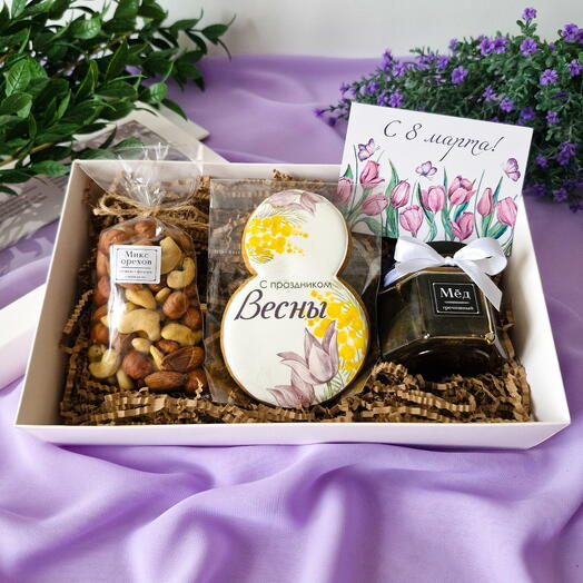 Набор Отличный к 8 марта