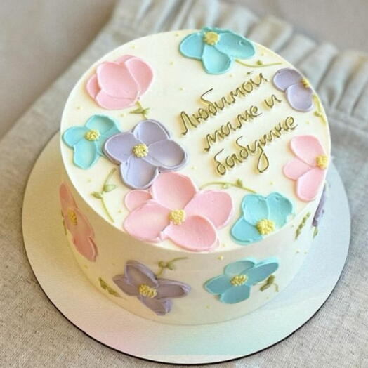 Торт с цветами любви