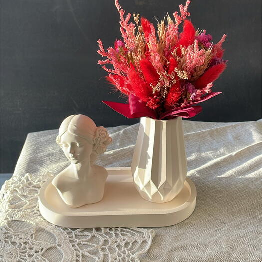 Подарочный набор из букета и гипсового набора