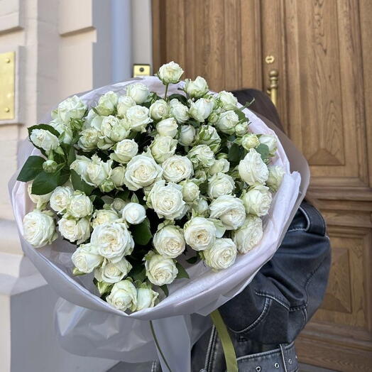 25 кустовых розочек
