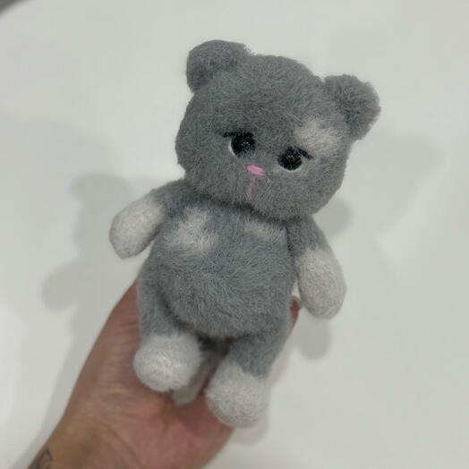 Игрушка котик
