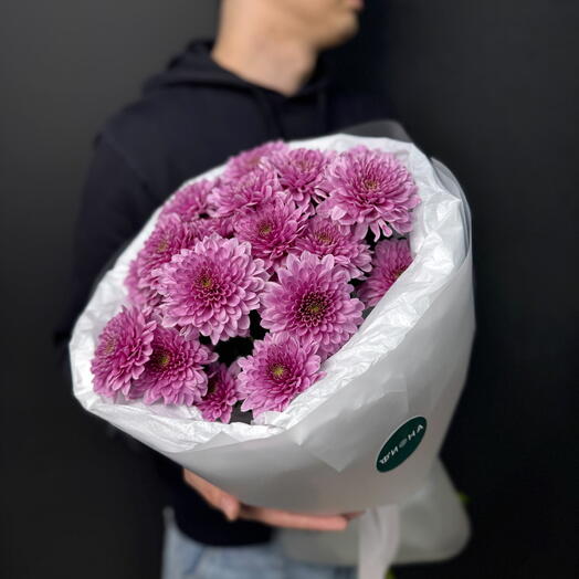Букет из розовых хризантем