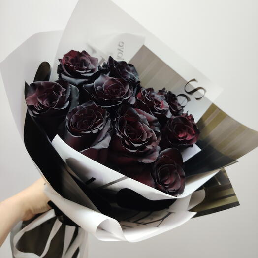 Bouquet of black roses in black and white design