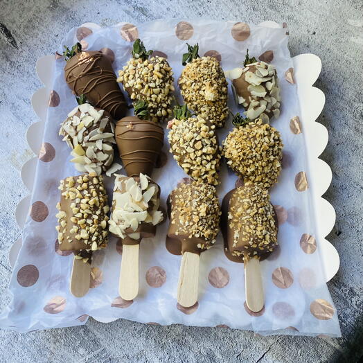 Вкуснейший набор клубники и банана