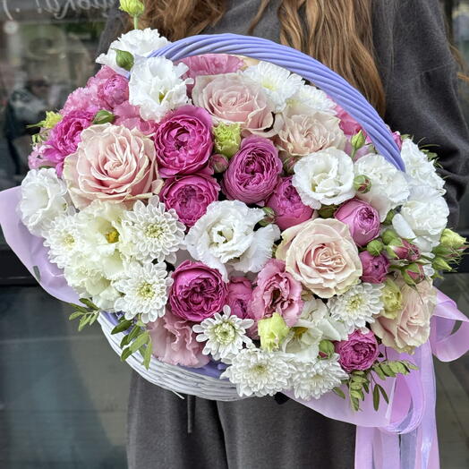 Роза кустовая пионовидная, эустома, хризантема кустовая - нежный букет💕