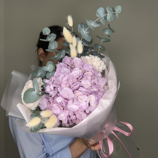 Букет комплимент 💜 с гортензией, диантусами, лагурусом и эвкалиптом