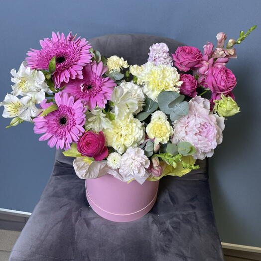 Дофаминовый букет в шляпной коробке💐
