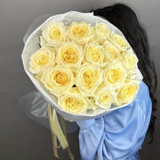 15 пионовидных роз 💛