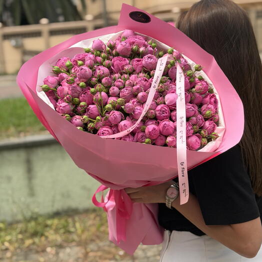 Peony spray roses😍🤍🤍