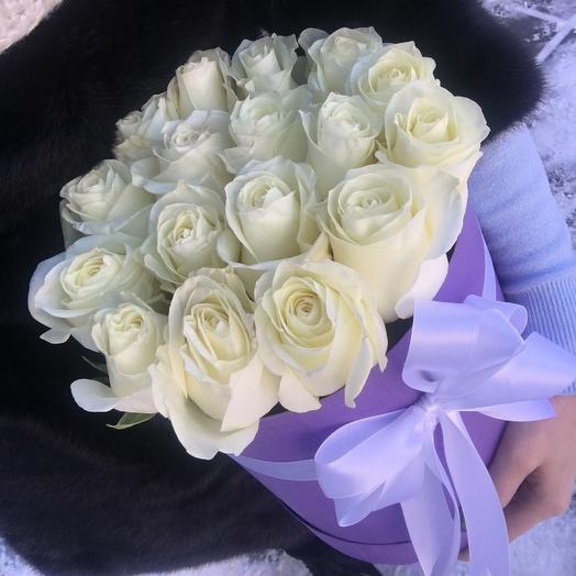 White roses in a hat box
