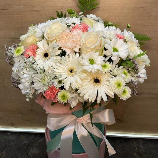 Цветы в коробке