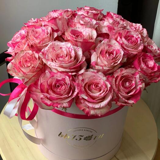 25 tiger roses in a delicate box