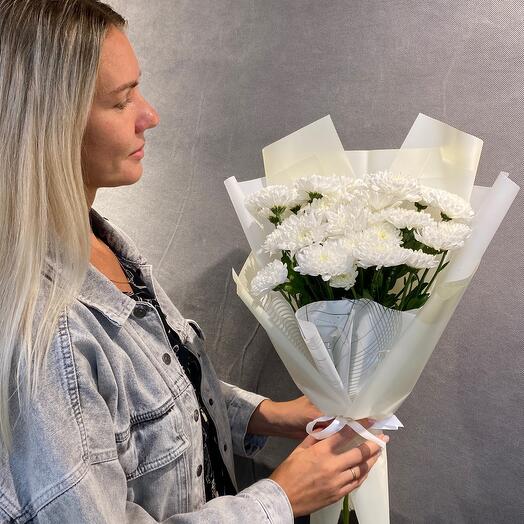 Bouquet of white Chrysanthemums