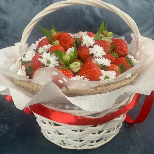Клубничная полянка