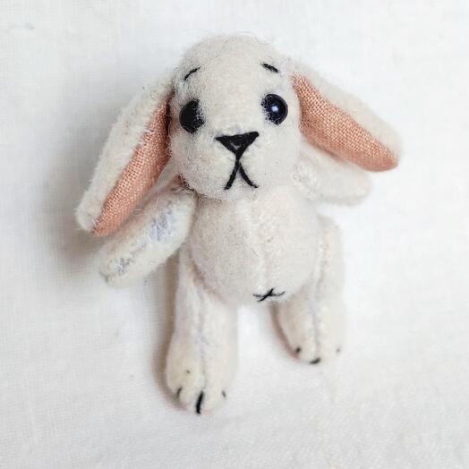 Мини зайка ручной работы 5 см